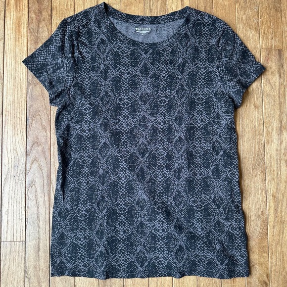Athleta Tops - Athleta Snake‎ Print Short Sleeve T Shirt Top Women's Medium Gray Black